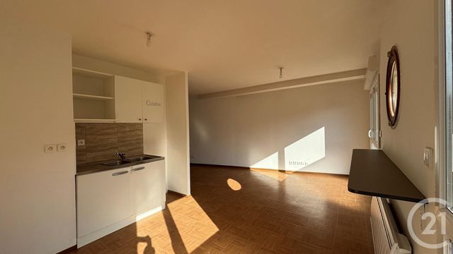 Appartement F2 à louer - 2 pièces - 62.9 m2 - VILLEBON SUR YVETTE - 91 - ILE-DE-FRANCE - Century 21 Ld Immobilier