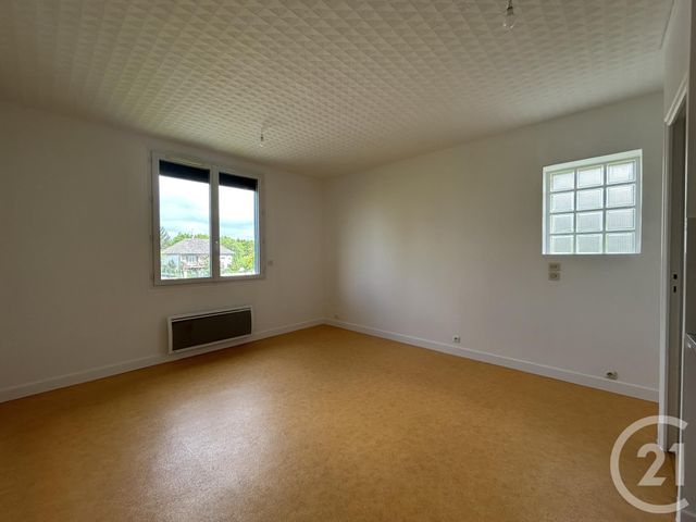 Appartement F1 à louer VILLEJUST