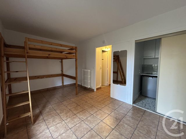 Appartement F1 à louer - 1 pièce - 16.63 m2 - ORSAY - 91 - ILE-DE-FRANCE - Century 21 Ld Immobilier