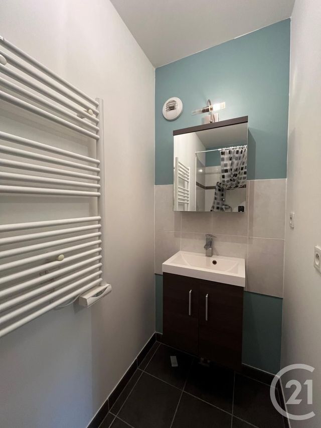 Appartement F5 à vendre - 5 pièces - 81.15 m2 - RIS ORANGIS - 91 - ILE-DE-FRANCE - Century 21 Ld Immobilier