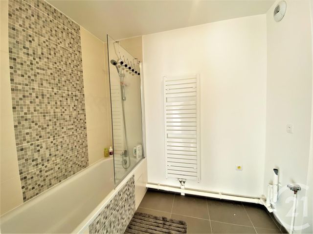 Appartement F3 à vendre - 3 pièces - 55.0 m2 - LA VILLE DU BOIS - 91 - ILE-DE-FRANCE - Century 21 Ld Immobilier