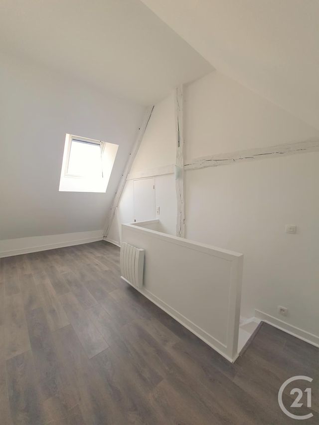 Afficher la photo en grand Appartement F2 à louer - 2 pièces - 25.94 m2 - ARPAJON - 91 - ILE-DE-FRANCE - Century 21 Ld Immobilier