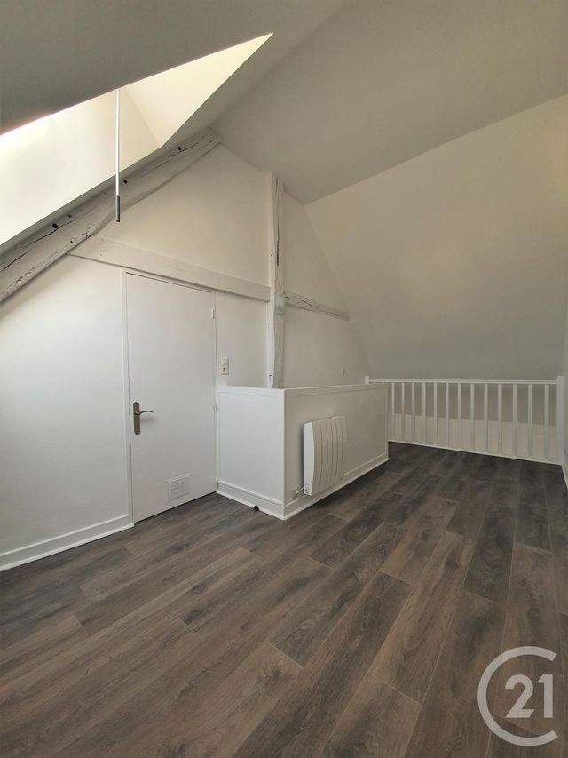 Afficher la photo en grand Appartement F2 à louer - 2 pièces - 25.94 m2 - ARPAJON - 91 - ILE-DE-FRANCE - Century 21 Ld Immobilier