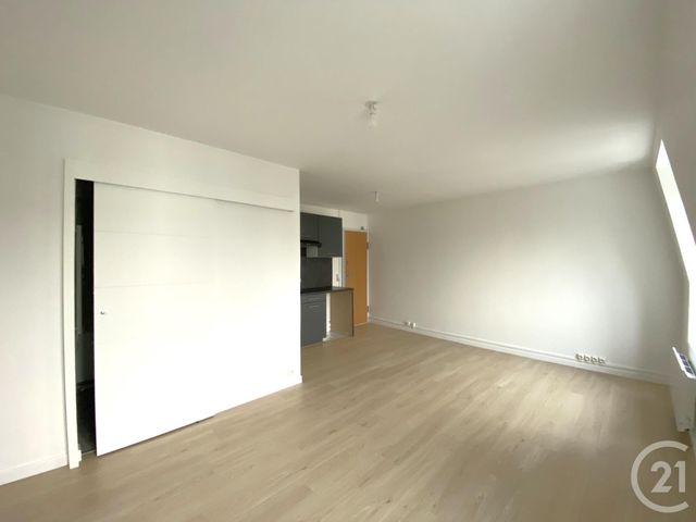 Appartement F1 à louer - 1 pièce - 27.87 m2 - VILLEBON SUR YVETTE - 91 - ILE-DE-FRANCE - Century 21 Ld Immobilier