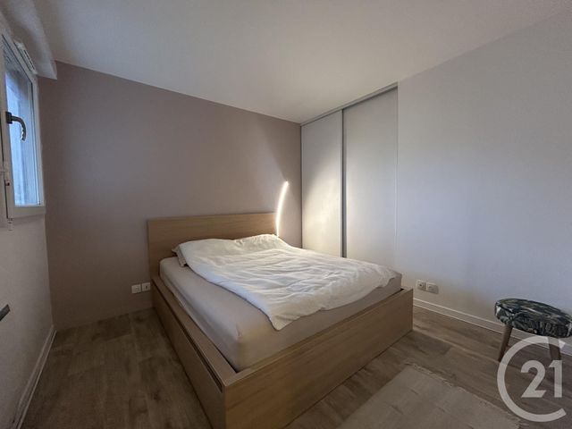 Appartement F2 à louer - 2 pièces - 42.72 m2 - MASSY - 91 - ILE-DE-FRANCE - Century 21 Ld Immobilier