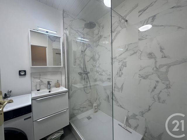 Appartement F2 à louer - 2 pièces - 42.72 m2 - MASSY - 91 - ILE-DE-FRANCE - Century 21 Ld Immobilier