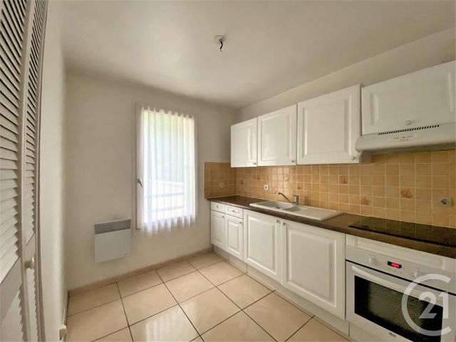 Appartement F2 à louer - 2 pièces - 51.25 m2 - VILLEBON SUR YVETTE - 91 - ILE-DE-FRANCE - Century 21 Ld Immobilier