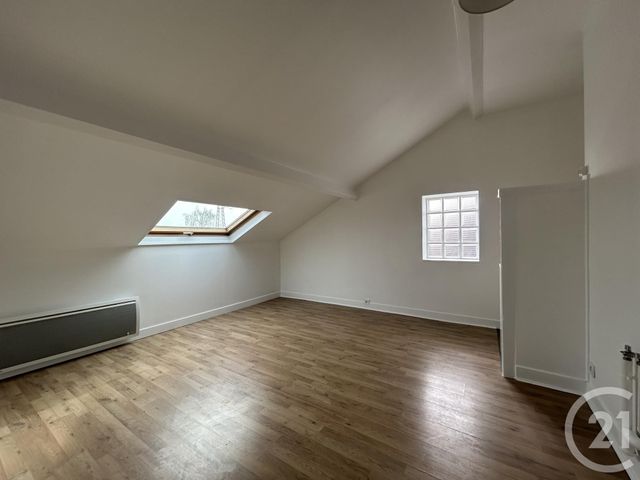 Appartement F1 bis à louer - 2 pièces - 23.99 m2 - VILLEJUST - 91 - ILE-DE-FRANCE - Century 21 Ld Immobilier