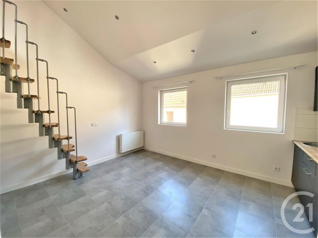 Appartement F2 à louer - 2 pièces - 31.3 m2 - LINAS - 91 - ILE-DE-FRANCE - Century 21 Ld Immobilier