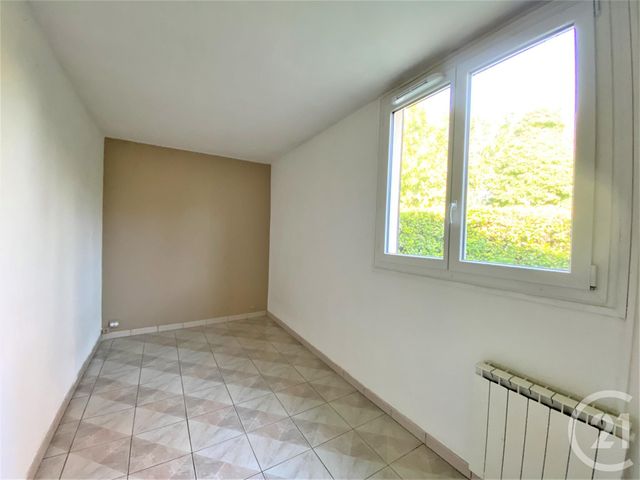 Appartement F3 à louer - 3 pièces - 56.81 m2 - SAULX LES CHARTREUX - 91 - ILE-DE-FRANCE - Century 21 Ld Immobilier