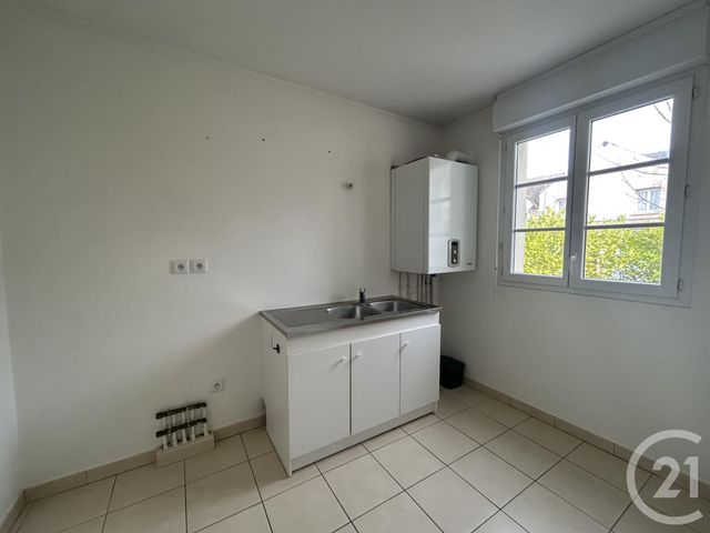 maison à louer - 5 pièces - 86.99 m2 - VILLEBON SUR YVETTE - 91 - ILE-DE-FRANCE - Century 21 Ld Immobilier