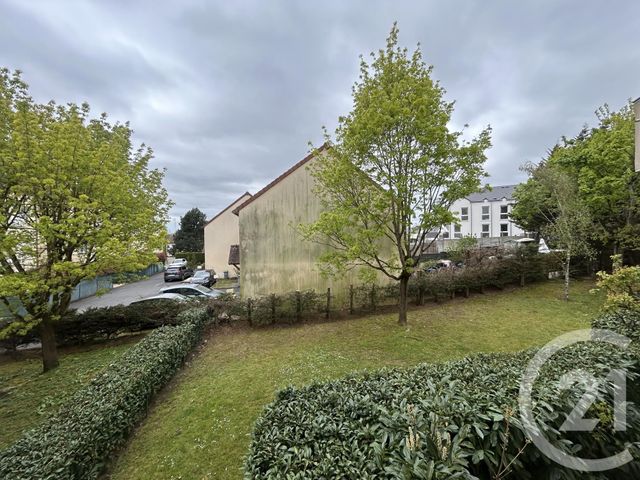 Appartement F1 à louer - 1 pièce - 29.9 m2 - MONTLHERY - 91 - ILE-DE-FRANCE - Century 21 Ld Immobilier