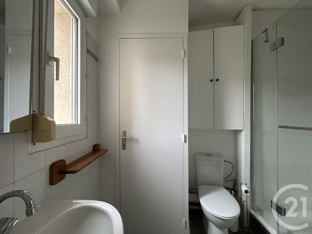 Appartement F1 à louer - 1 pièce - 29.9 m2 - MONTLHERY - 91 - ILE-DE-FRANCE - Century 21 Ld Immobilier