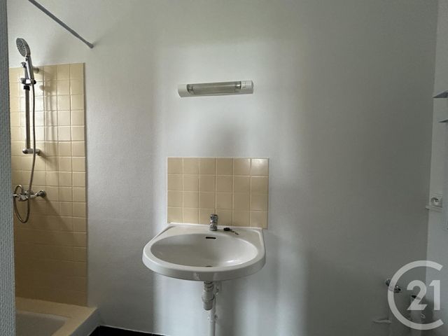 Appartement F1 à louer - 1 pièce - 25.42 m2 - VILLEJUST - 91 - ILE-DE-FRANCE - Century 21 Ld Immobilier