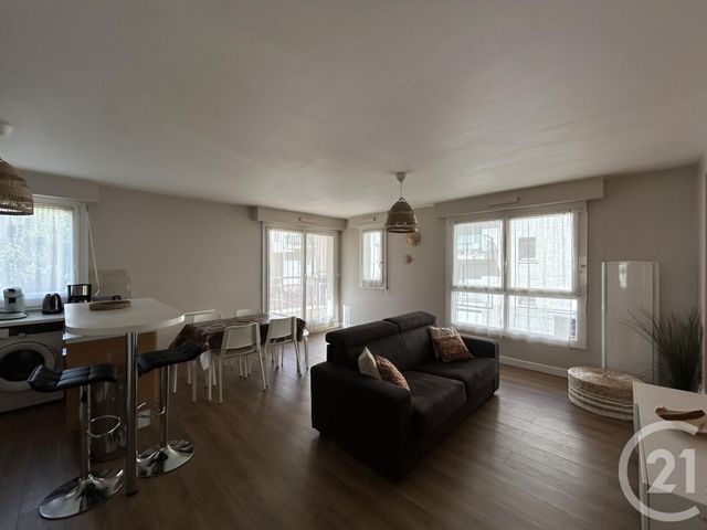 Appartement F3 à louer - 3 pièces - 63.22 m2 - MASSY - 91 - ILE-DE-FRANCE - Century 21 Ld Immobilier