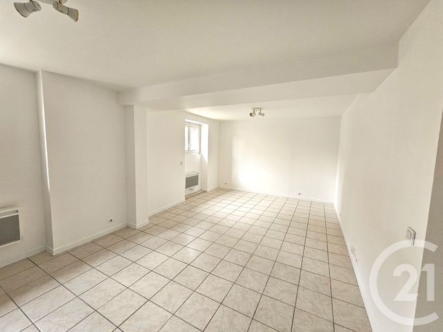 Appartement F2 à vendre - 2 pièces - 46.81 m2 - VILLEBON SUR YVETTE - 91 - ILE-DE-FRANCE - Century 21 Ld Immobilier