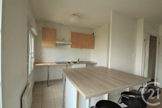 Appartement F2 à louer - 2 pièces - 44.74 m2 - MORANGIS - 91 - ILE-DE-FRANCE - Century 21 Ld Immobilier