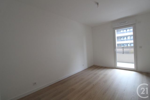 Appartement F3 à louer - 3 pièces - 62.0 m2 - CERGY - 95 - ILE-DE-FRANCE - Century 21 Ld Immobilier