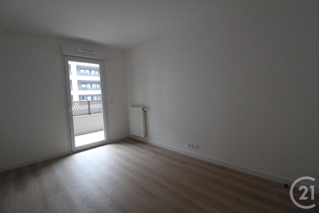 Appartement F3 à louer - 3 pièces - 62.0 m2 - CERGY - 95 - ILE-DE-FRANCE - Century 21 Ld Immobilier