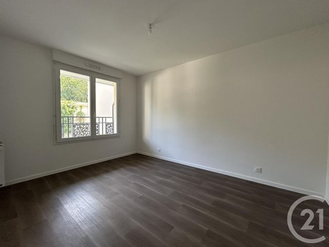 Appartement F2 à louer - 2 pièces - 41.09 m2 - ST GERMAIN LES ARPAJON - 91 - ILE-DE-FRANCE - Century 21 Ld Immobilier