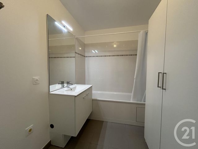 Appartement F2 à louer - 2 pièces - 41.09 m2 - ST GERMAIN LES ARPAJON - 91 - ILE-DE-FRANCE - Century 21 Ld Immobilier