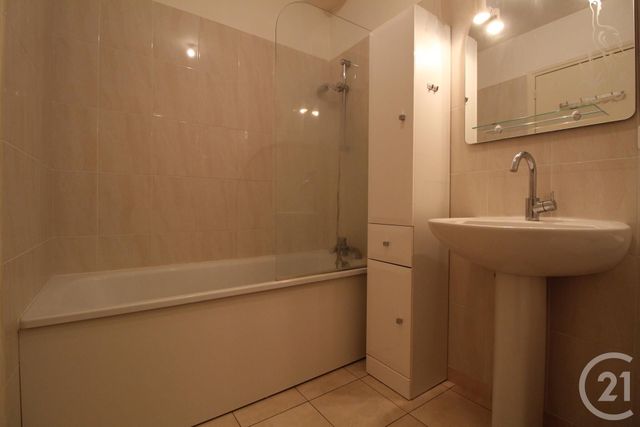 Appartement F2 à louer - 2 pièces - 42.0 m2 - VILLEBON SUR YVETTE - 91 - ILE-DE-FRANCE - Century 21 Ld Immobilier