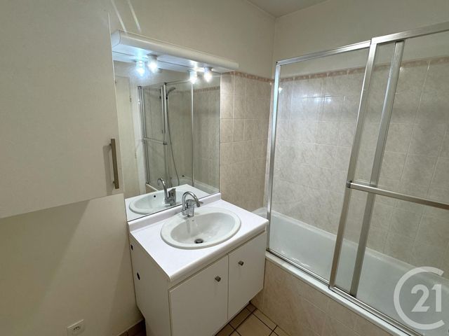 Appartement F2 à louer - 2 pièces - 50.58 m2 - VILLEBON SUR YVETTE - 91 - ILE-DE-FRANCE - Century 21 Ld Immobilier