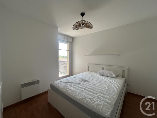 Appartement F2 à louer - 2 pièces - 46.76 m2 - VILLEBON SUR YVETTE - 91 - ILE-DE-FRANCE - Century 21 Ld Immobilier