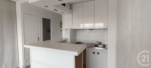 Appartement F1 à louer - 1 pièce - 27.34 m2 - ARPAJON - 91 - ILE-DE-FRANCE - Century 21 Ld Immobilier