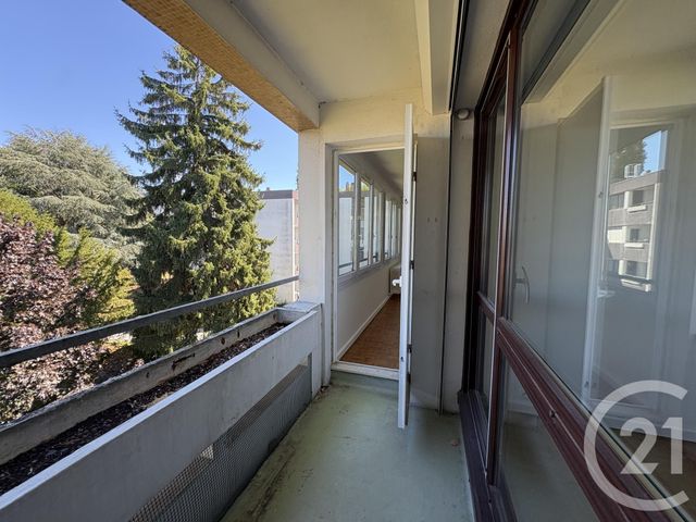 Appartement T4 à louer - 4 pièces - 77.5 m2 - VILLEBON SUR YVETTE - 91 - ILE-DE-FRANCE - Century 21 Ld Immobilier