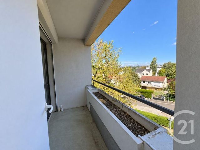 Appartement T4 à louer - 4 pièces - 77.5 m2 - VILLEBON SUR YVETTE - 91 - ILE-DE-FRANCE - Century 21 Ld Immobilier